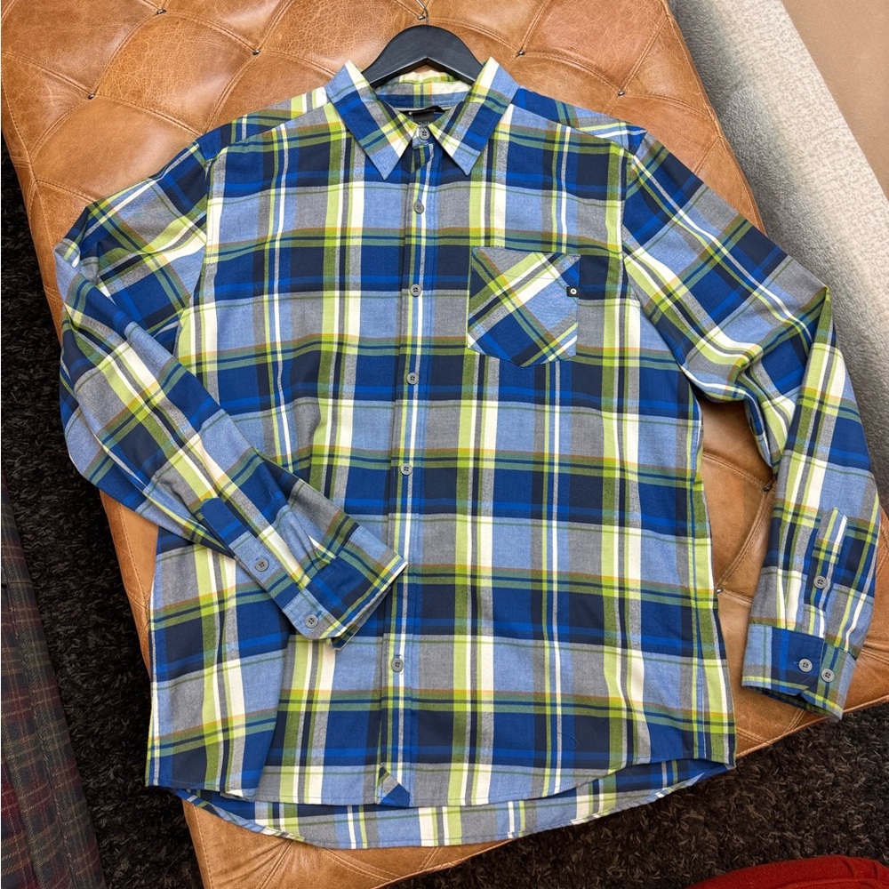 Marmot soft flannel button up top XL